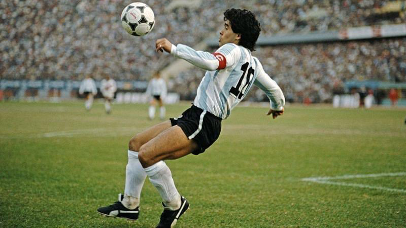 Diego Maradona legend